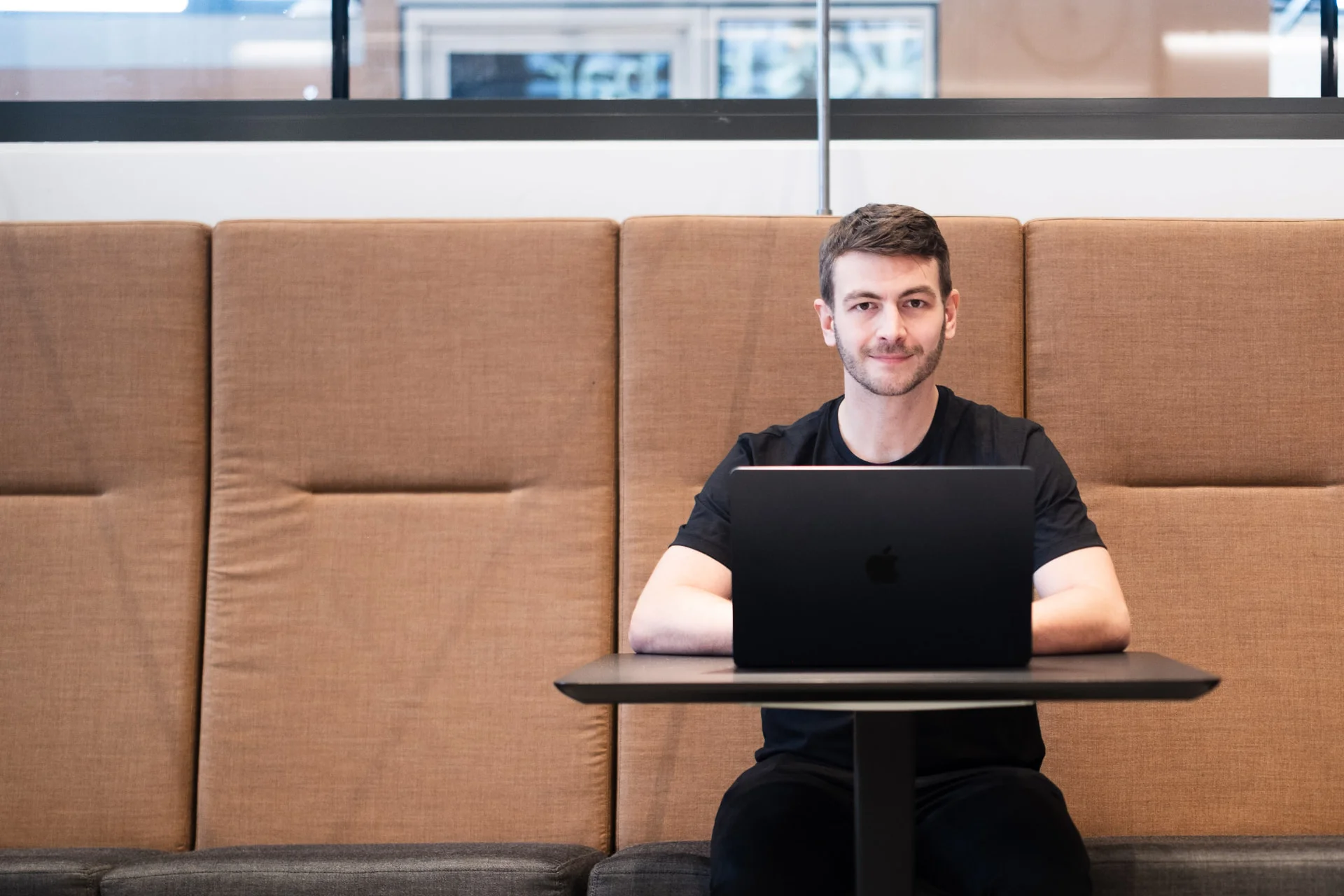 Workshop-Teilnehmer mit Laptop